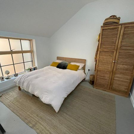 Ideal Bristol Getaway - 3 Bed Harbourside Home Exterior foto